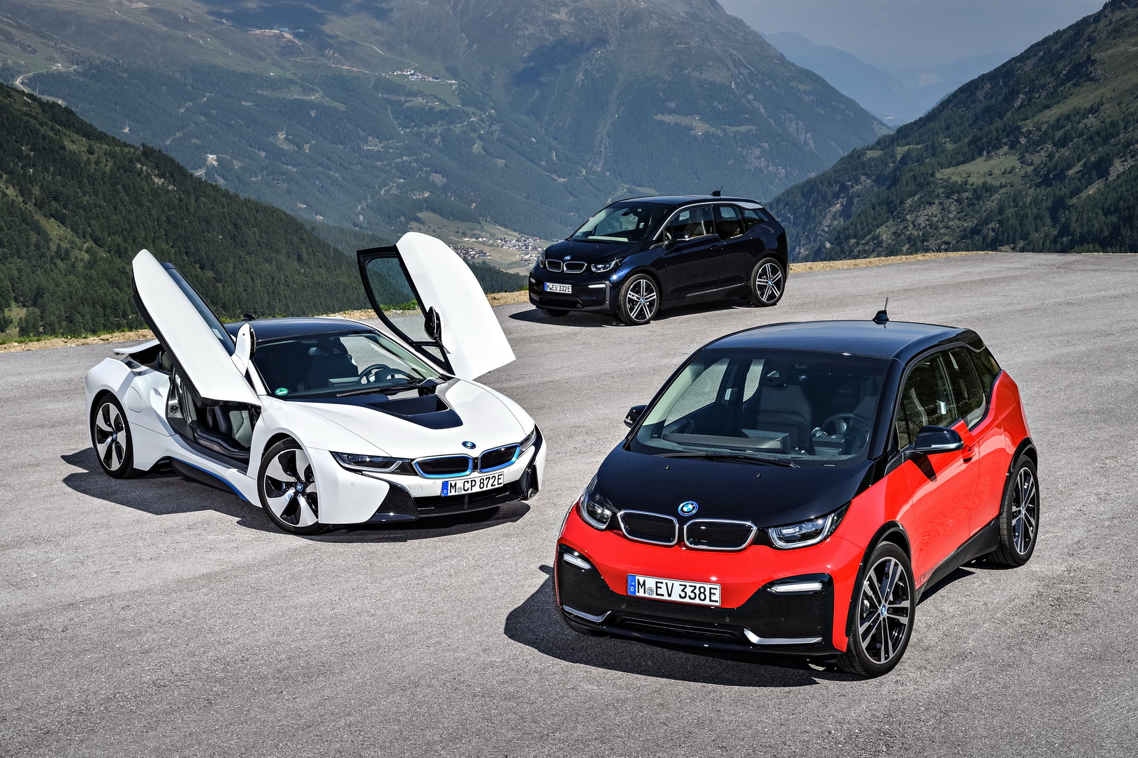 A BMW i és iPerformance modellek egyre sikeresebbek Magyarországon - e ...