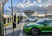 A Porsche ezen a héten nyitotta meg Európa jelenleg legnagyobb teljesítményű töltőállomását