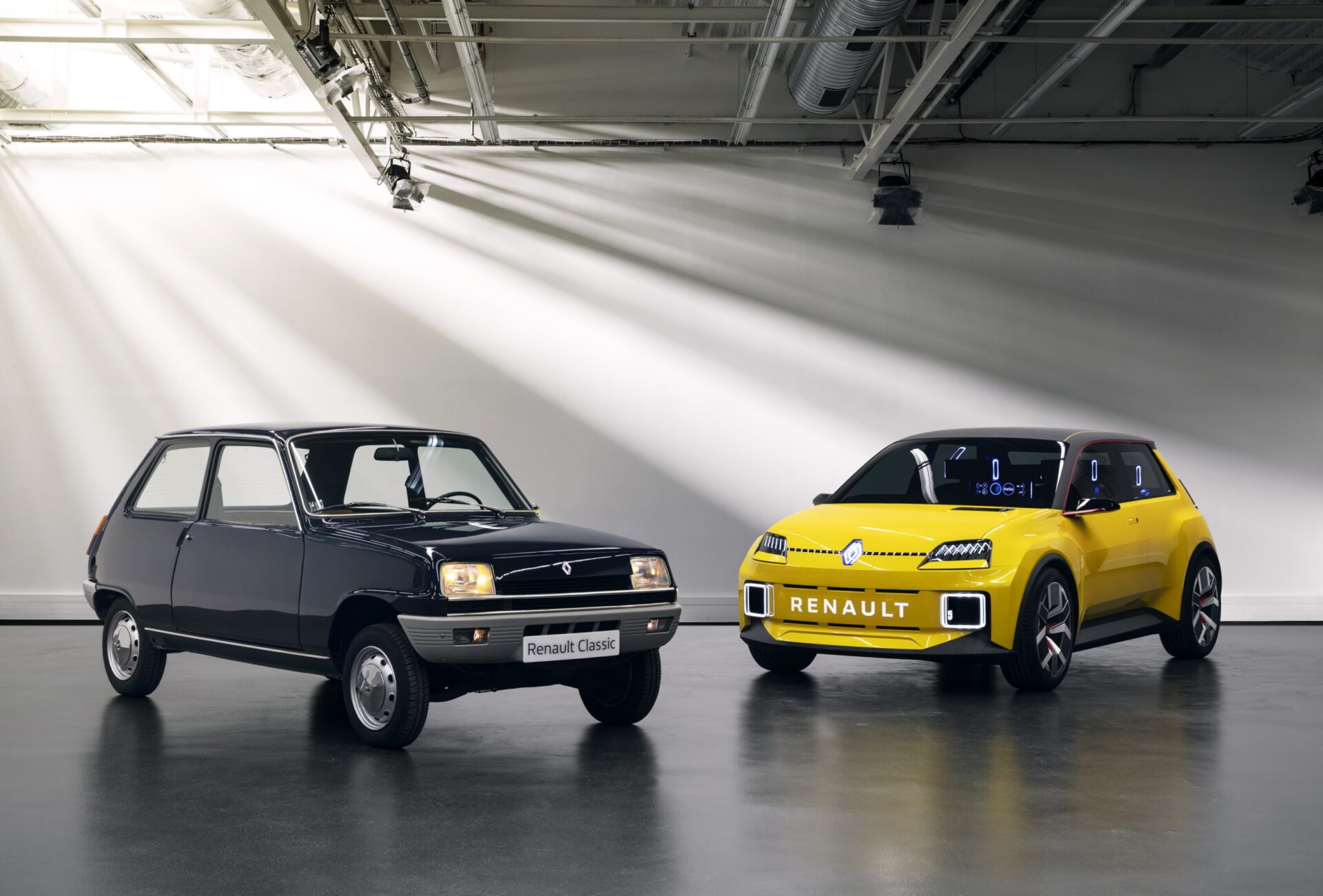 lencsev-gre-kapt-k-a-renault-5-elektromos-aut-t-e-cars-hu