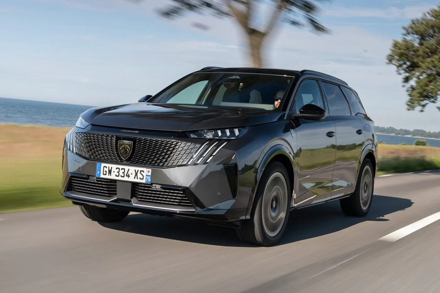 A Peugeot elektromos autói alapból kapják a legfontosabb extrákat - e ...