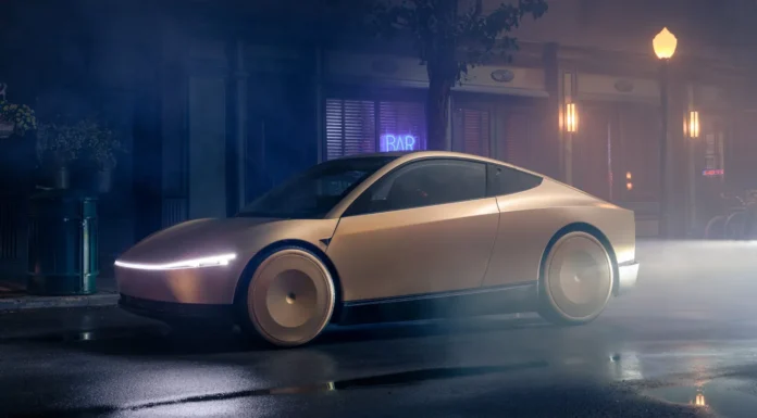 Fordulat a Teslánál: mégis lesz kormánya a Cybercabnek?