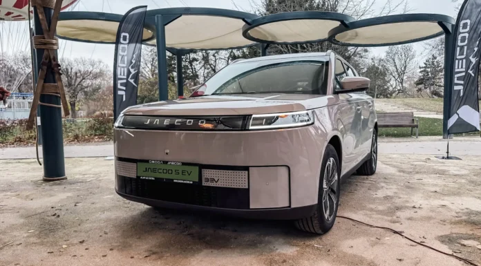 Megérkezett Magyarországra a Jaecoo 5 – nagy dobás lehet a kínai prémium-közeli SUV