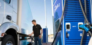 Az EU több százmillió eurót oszt ki elektromos töltő- és hidrogéninfrastruktúra-fejlesztésre