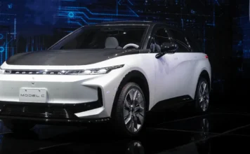 Titokban már akkumulátorokat gyárt a Foxconn