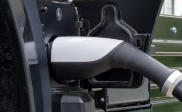 Megawattos töltőhálózat épül egész Európában – Magyarországra is jut belőle!