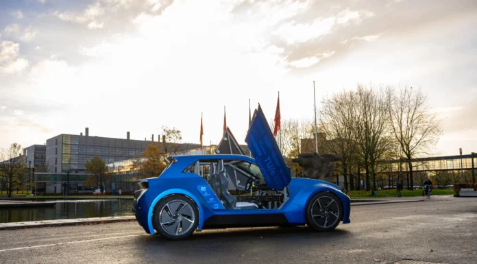 Ilyen lehet a jövő könnyen javítható elektromos városi autója – itt az Aria