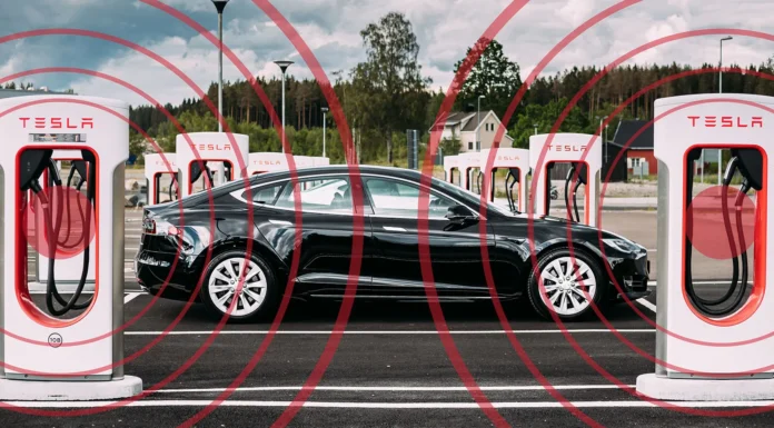 Nem találod ki: ennyi sugárzást kap a tested vezetés közben egy elektromos autóban