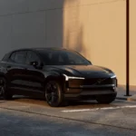 Itt a legolcsóbb Volvo villanyautó? Meglepő EX30-verzió érkezik
